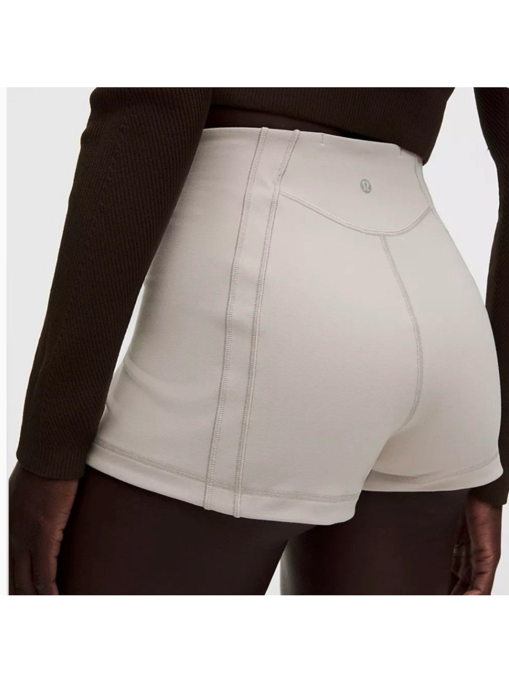 NWT Lululemon Define High Rise Luon 2” Micro Shorts Sz Medium Downtown Tan Cream